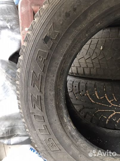 Bridgestone Blizzak DM-Z3 215/70 R16 98Q