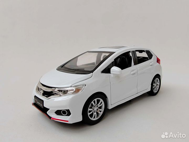Машинки металлические модельки Honda Fit