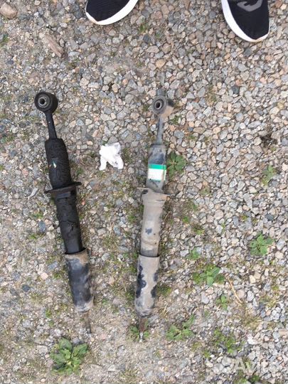 Стойка передняя toyota land cruiser prad4851069545