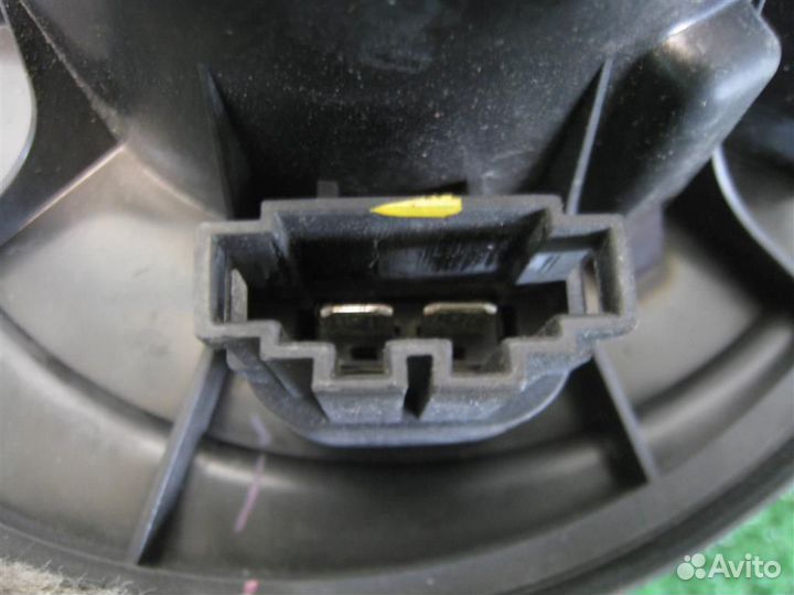 Моторчик печки volkswagen Tiguan (5N1) 2011