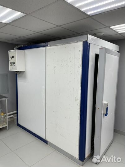 Промышленная морозильная камера с агрегатом