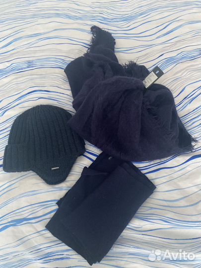 Шапка мужская и шарфы