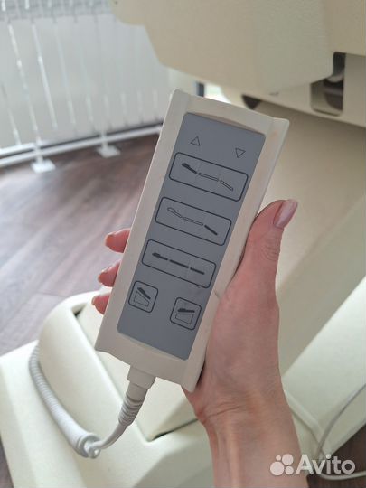 Кушетка косметологическая с электроприводом бу