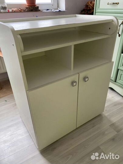 Отдам пеленальный стол