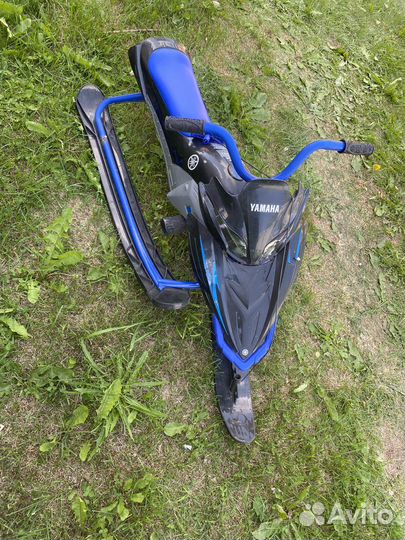 Снегокат Yamaha Apex Snow Bike, мягкое сиденье