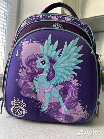 Ранец школьный для девочки hummingbird