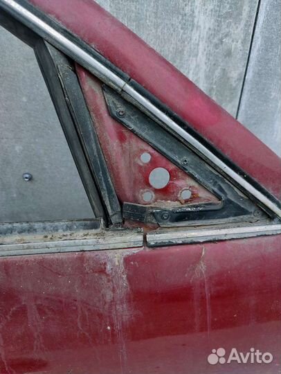 Правая дверь Pontiac Grand AM 1992-1998