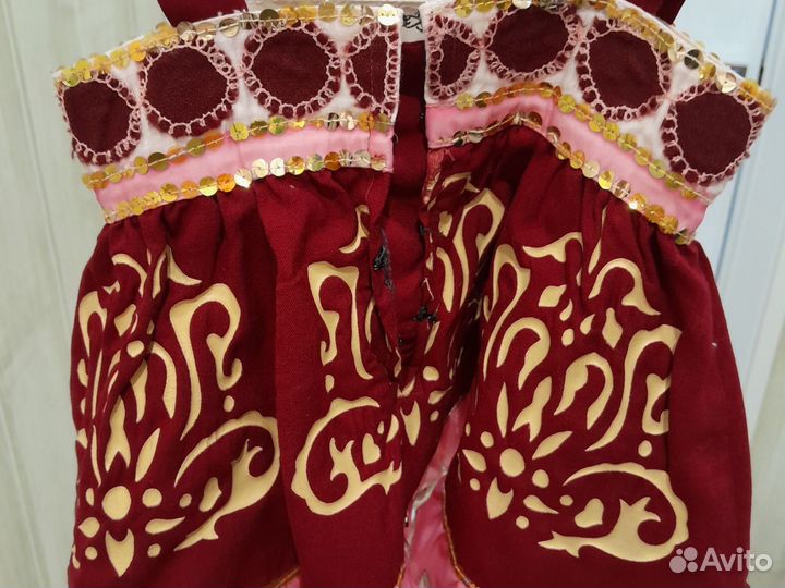 Русский народный сарафан