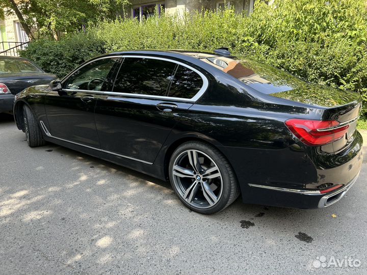 BMW 7 серия 4.4 AT, 2015, 123 000 км