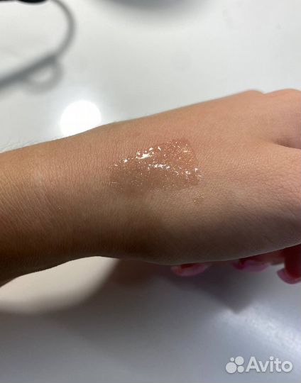 Блеск для губ vivienne sabo 3d effect