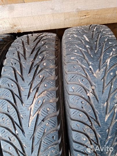 Yokohama IceGuard Stud IG65 185/70 R14 92T