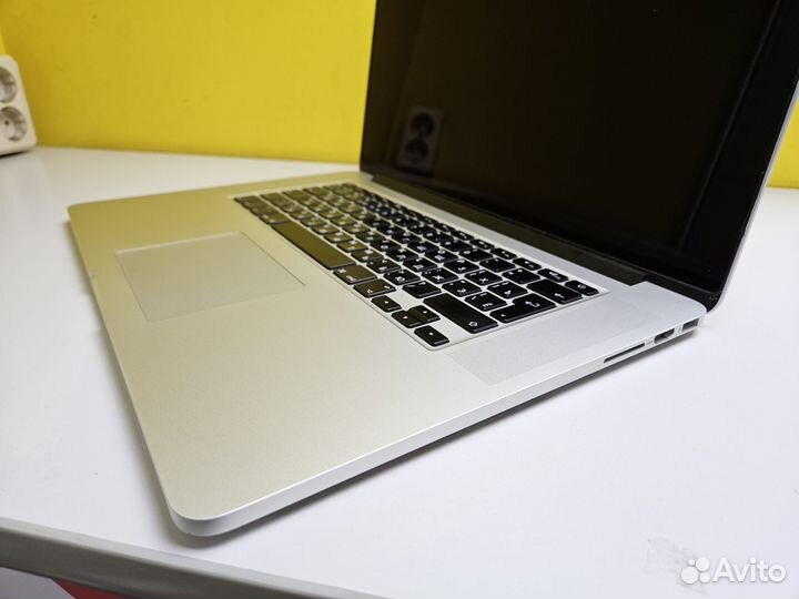 Macbook pro 15 retina 2.3/8/256/GT650M Обмен