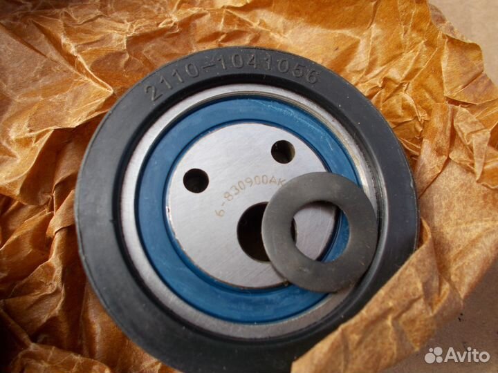Ролик натяжной ремня генератора Ваз 2110-12,2170