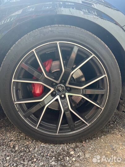 Комплект колес r22 Audi Q8 Q7
