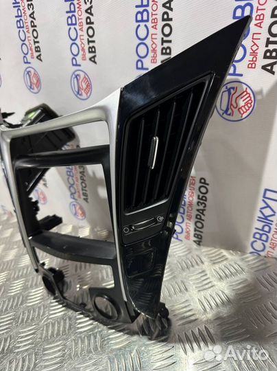 Рамка магнитолы Hyundai Sonata 6 YN