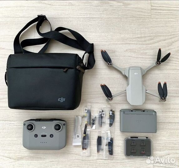 Dji mini 2 fly more combo