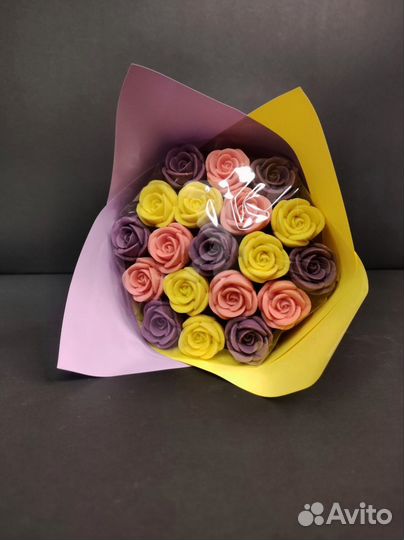 Розы из Белого Шоколада - 19 шт в Букете