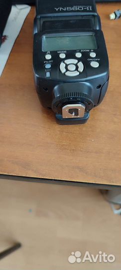 Вспышка камеры Yongnuo YN560 II