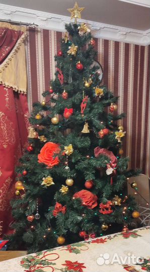 Елка искусственная 240