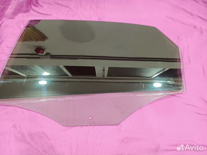 Стекло заднее переднее левое volkswagen polo
