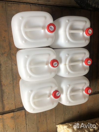 Канистра пластиковая 20 литров