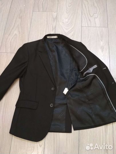 Школьный пиджак, брюки 128 р