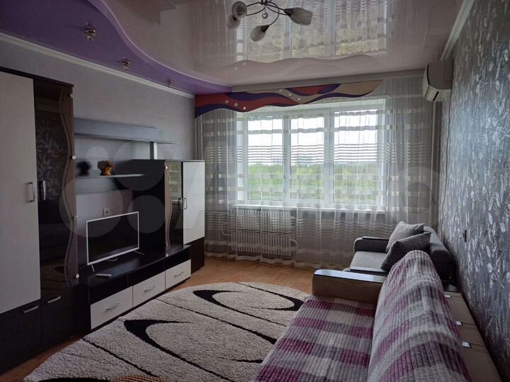 2-к. квартира, 62 м², 8/10 эт.