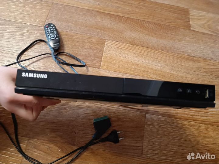 Dvd плеер с usb samsung DVD-E360
