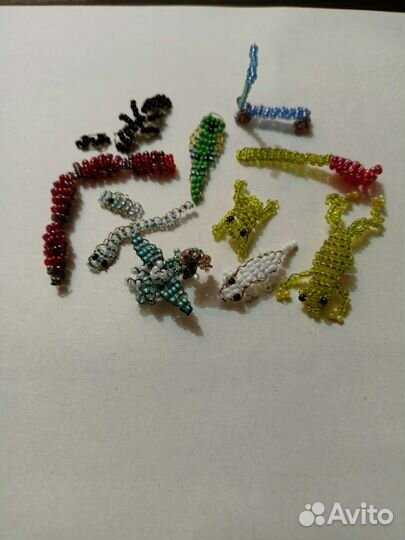 Фигурки и кольца из бисера