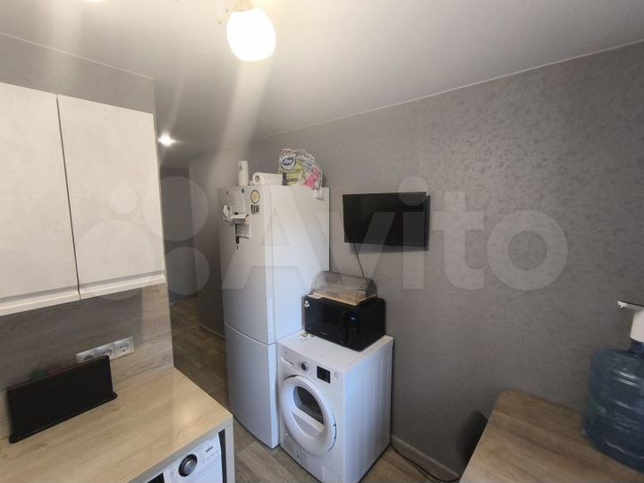 3-к. квартира, 60 м², 3/9 эт.