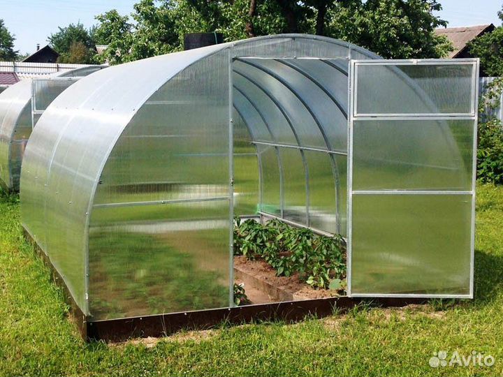 Теплицы из оцинкованного профиля 1,1 мм с поликарб