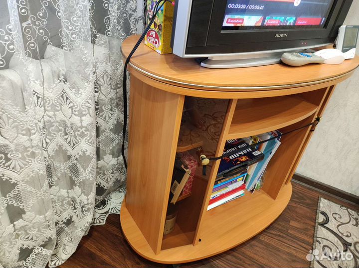 Тумба под телевизор