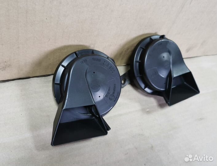 Звуковые сигналы Hella на Mercedes W124. Оригинал
