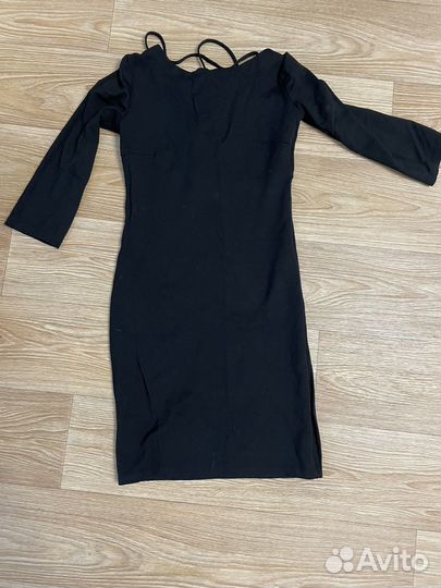 Платье черное 42 размер