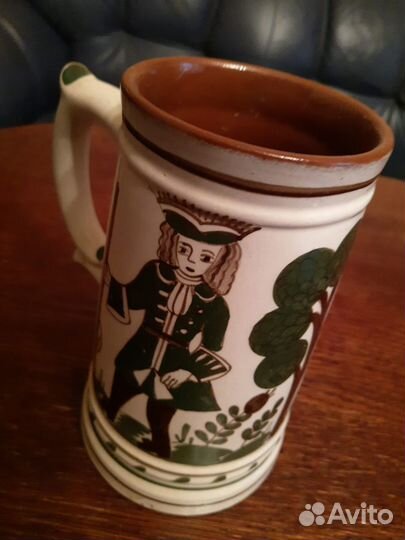 Глиняная пивная кружка