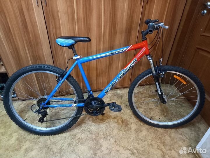 Велосипед Challenger 26 на полном ходу. Ростовка М