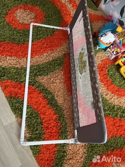 Бортик в кровать