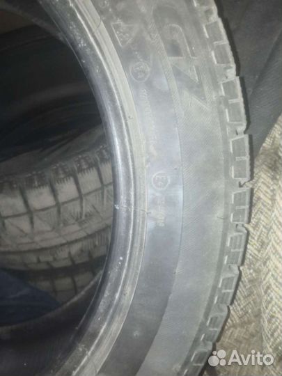 Bridgestone Blizzak Revo GZ 225/50 R17