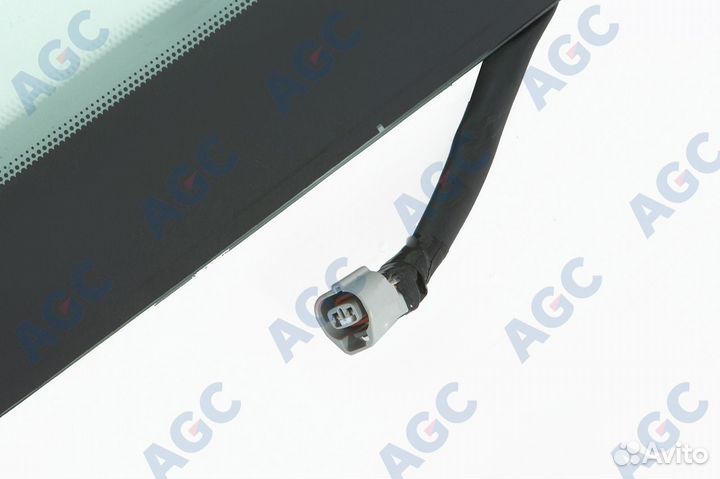 Стекло лобовое Toyota Land Cruiser 200 (AGC)