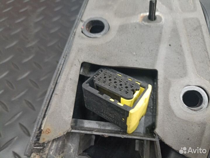 Зеркало заднего вида боковое левое Renault T