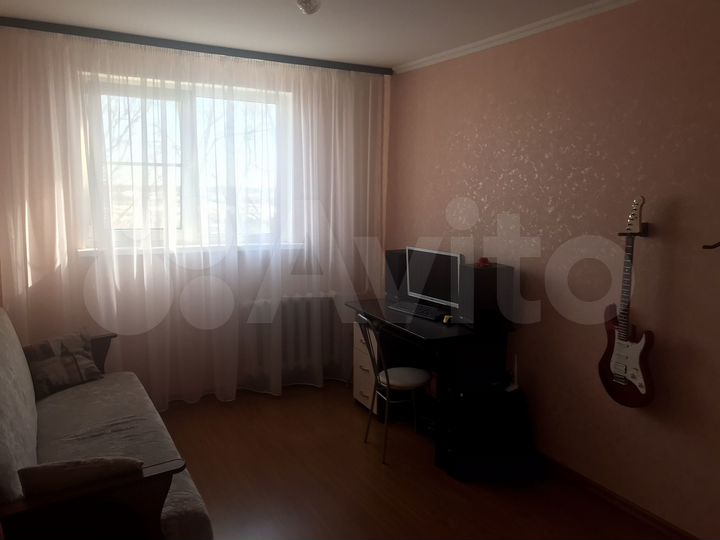 2-к. квартира, 43 м², 3/5 эт.