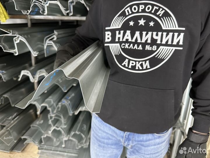 Правый кузовной Порог Ford Mondeo 2