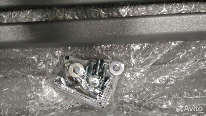 Рейлинги крыши LADA 4x4 (серебристый муар)