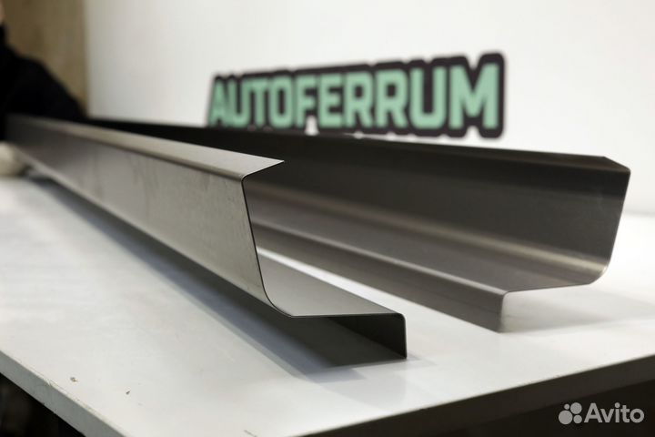 Пороги кузовные Honda Civic 8 4D ремонтные