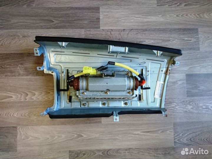 Аэрбег пассажира Ниссан Мурано Z50