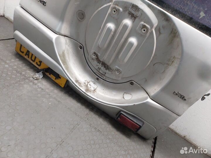 Крышка багажника Toyota RAV 4, 2003