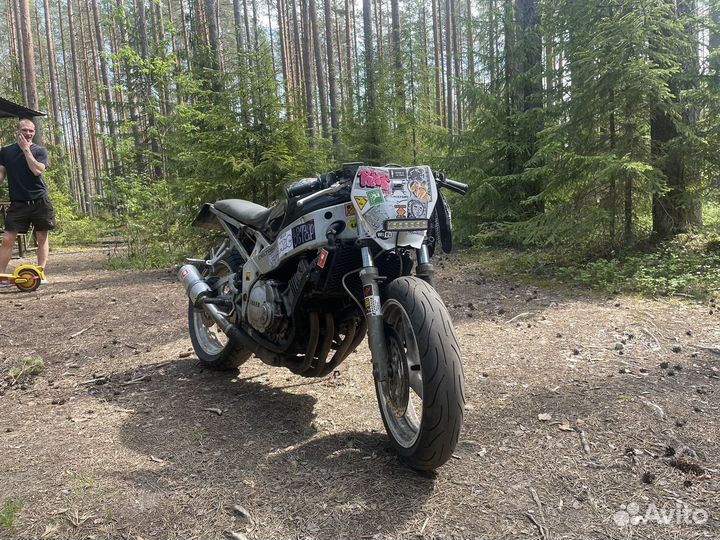 Ямаха фзр400р