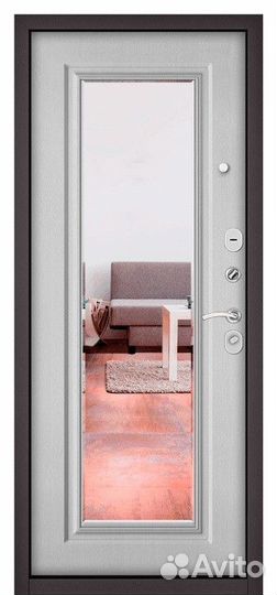 Дверь входная металлическая с зеркалом