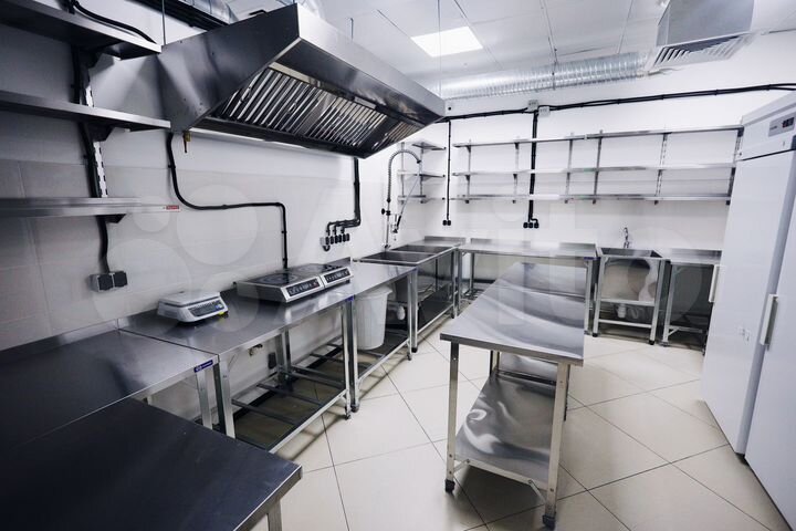 Оборудованный общепит, 68 м²