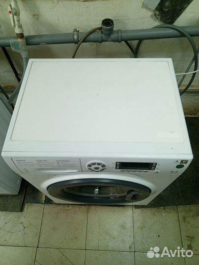 Продам стиральную машину Аристон на 8 кг